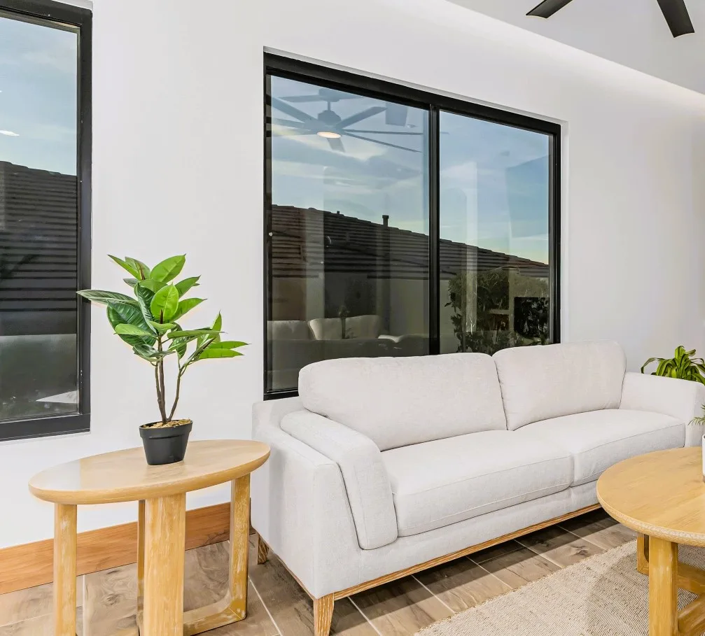 Contemporary Windows Detail